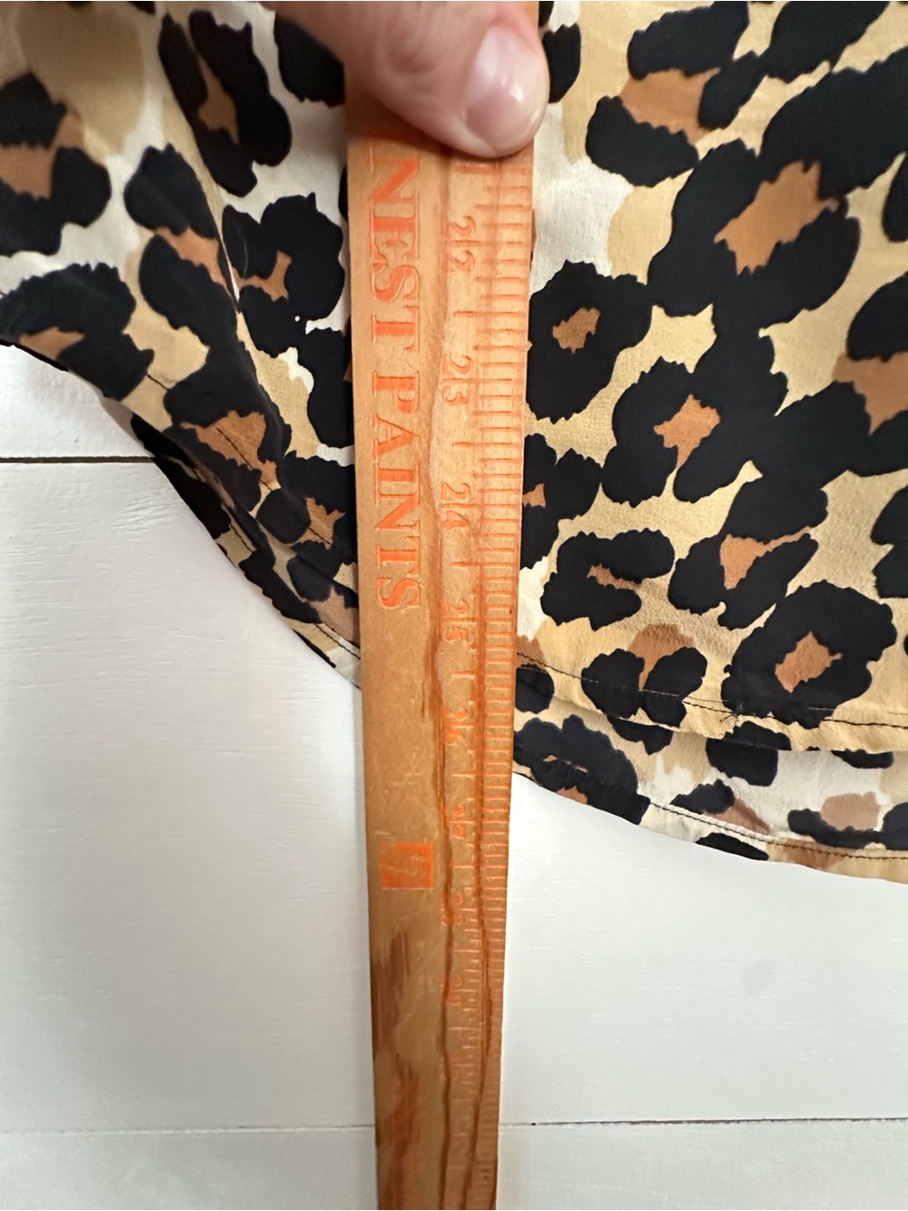 Equipment XS leopard print 100% silk sleeveless classic corpcore workwear tank - Picture 9 of 10